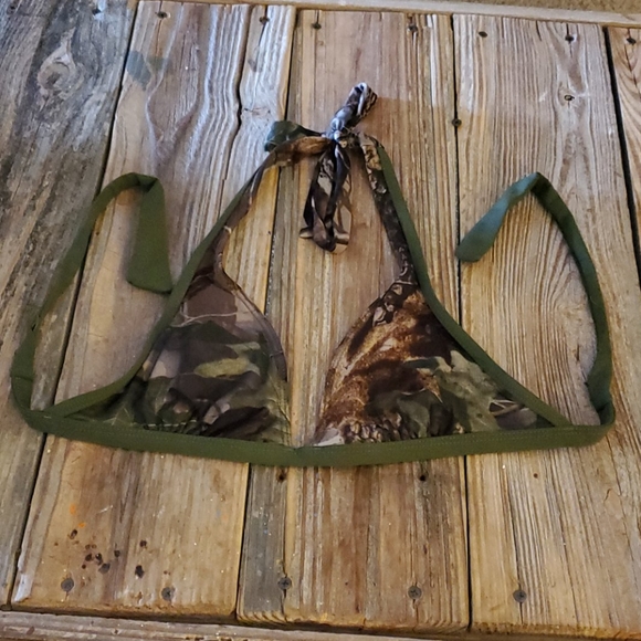 Bathing Suit - Picture 2 of 5